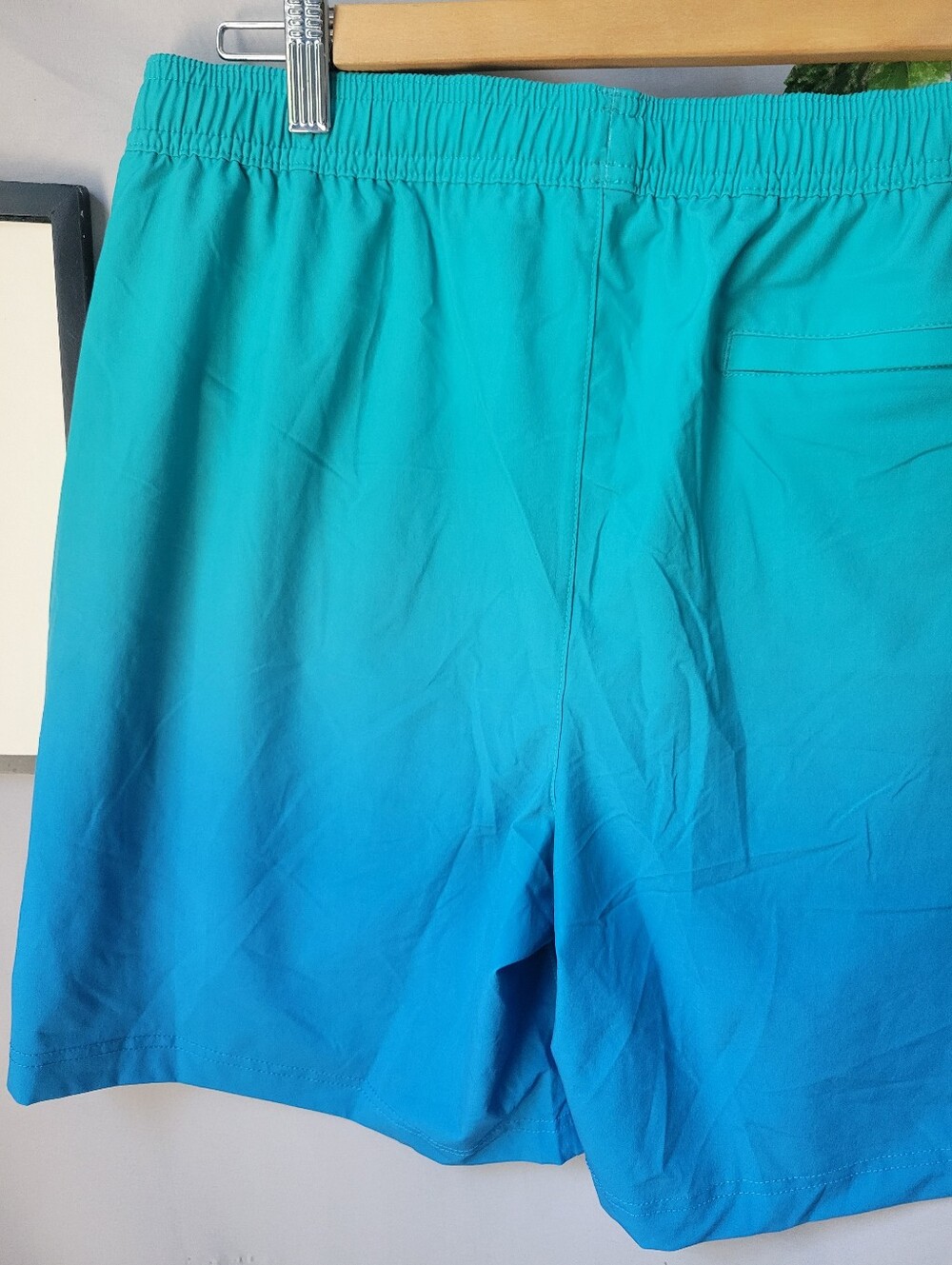 Chubbies The Good Boys Stretch Lined Performance Swim Short 7" Ombre Blue L - Picture 6 of 11